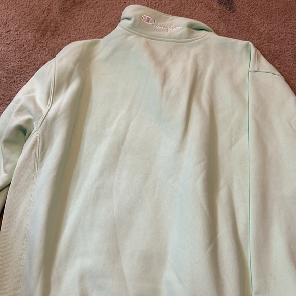 green champion pullover brand new - Picture 4 of 4